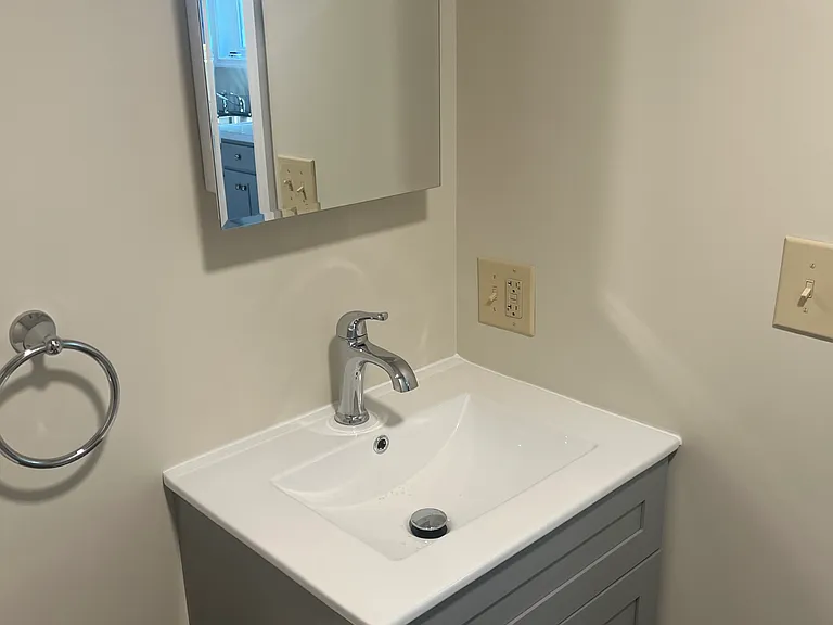 203 W Pine St — Photo 8