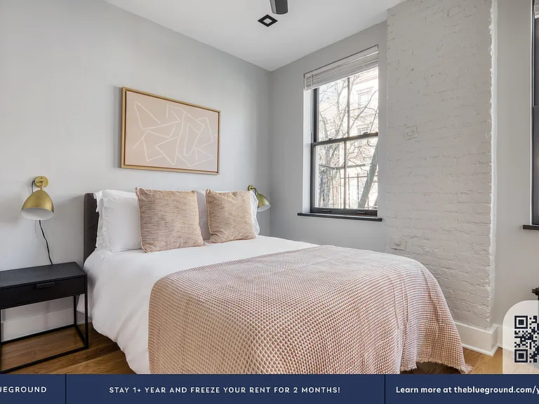 302 W 11th St #1 — Photo 16