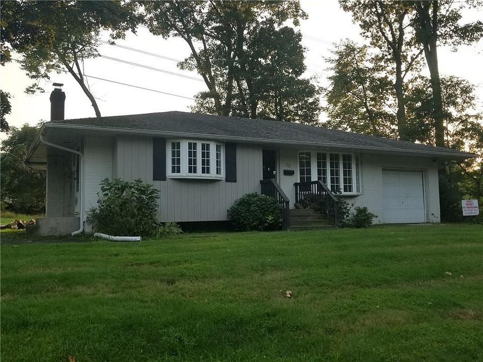 1st image of 15 Woodridge Drive