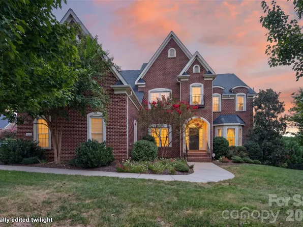 10103 Legolas Ln, Charlotte, NC 28269