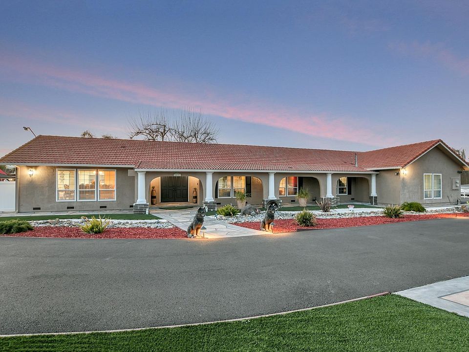 1st image of 34757 Brichetto Ct