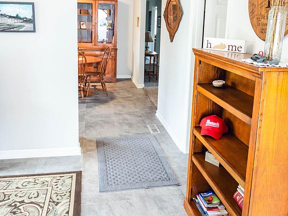 4th image of 2138 Waddy Rd