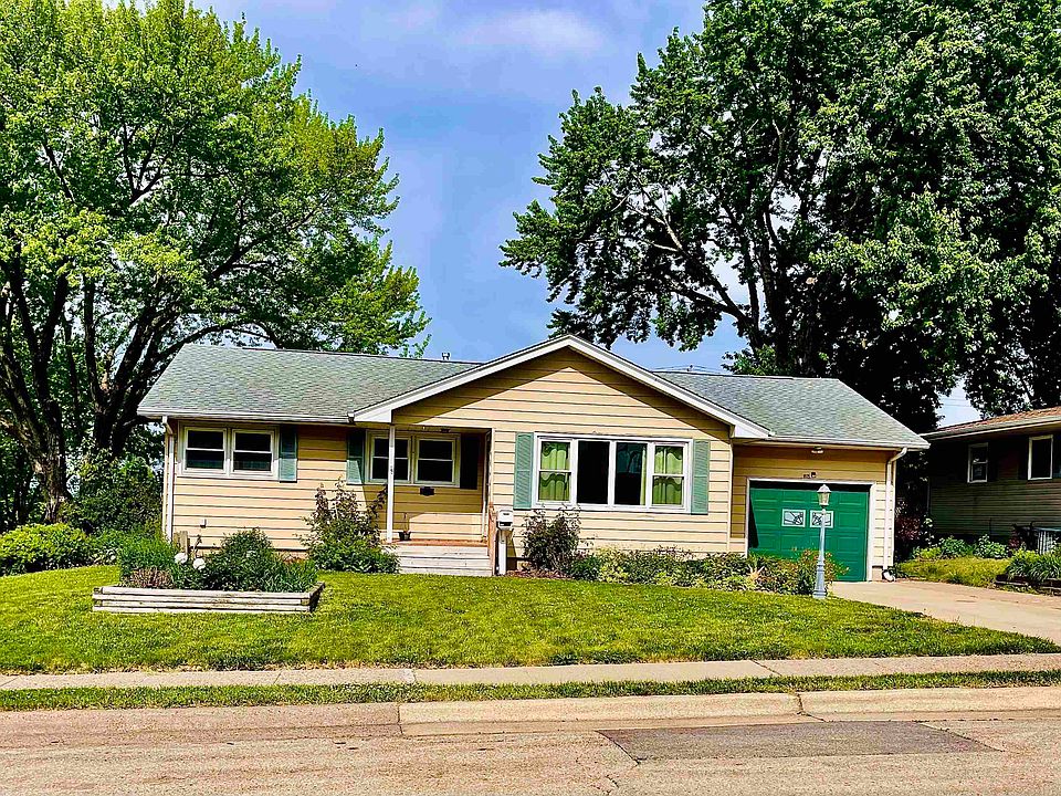 1925 Carter Rd, Dubuque, IA 52001 Zillow