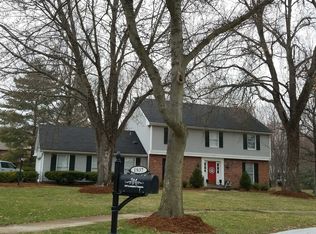 1937 Lymington Common St, Chesterfield, MO 63005