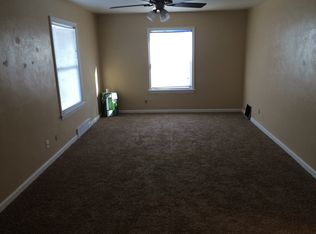 2804 Ridgeway Ave, Rockford, IL 61101