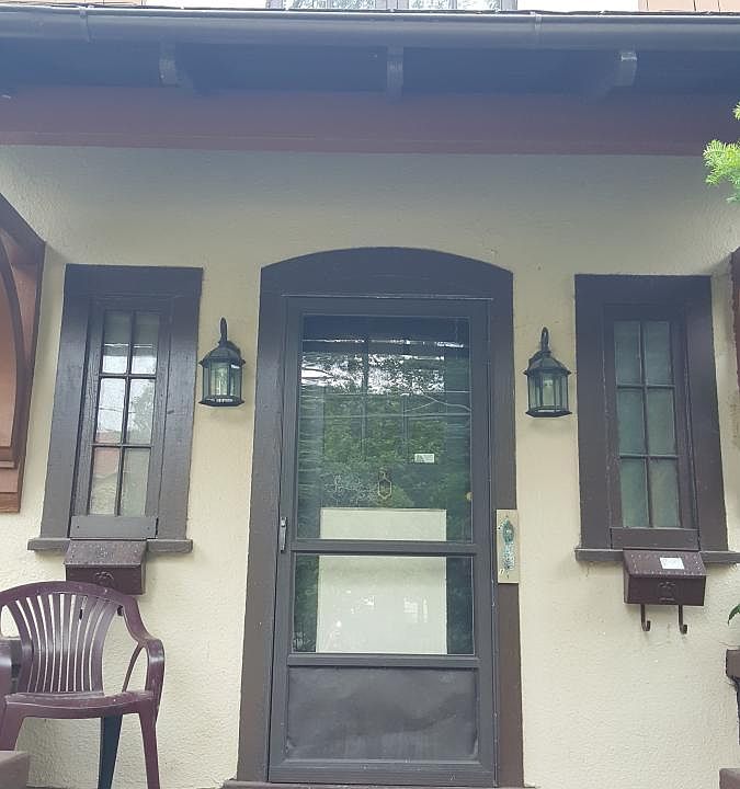 1st image of 1061 Lake Dr SE APT 1