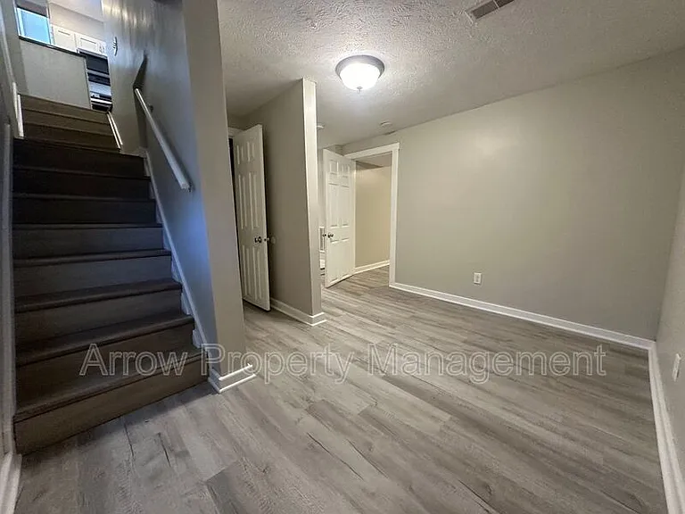724 N 30th St — Photo 19
