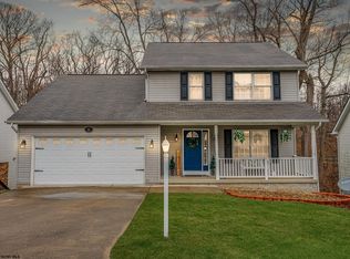 94 Antietam Dr, Morgantown, WV 26508