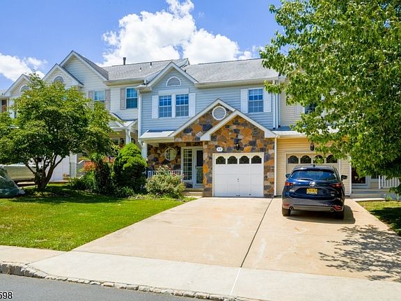 2nd image of 53 Castleton Rd
