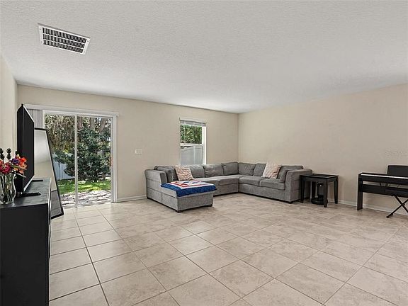 4th image of 4469 BLUFF OAK LOOP