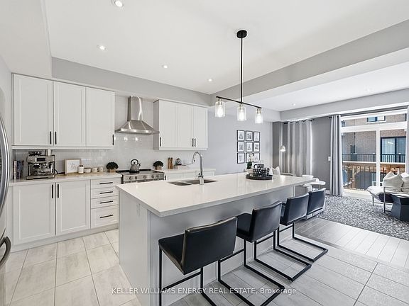 5th image of 95 Dorian Dr