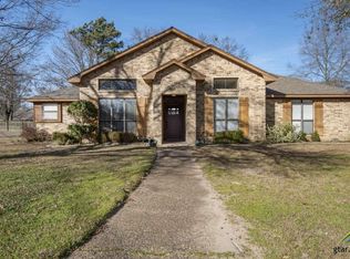 1810 Hogan Ln, Mt Pleasant, TX 75455