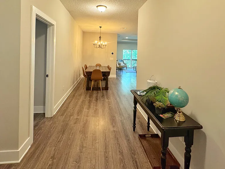 2523 Oleander St — Photo 5