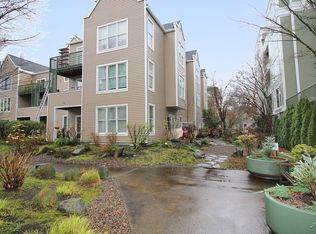1710 S Harbor Way Unit 205, Portland, OR 97201