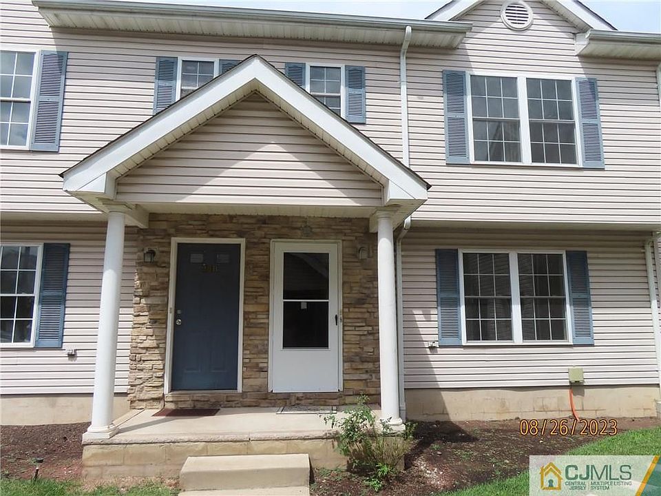 1st image of 26 Henry St #A