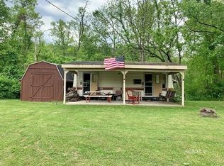 116 Holiday Hills Dr, Gallipolis, OH 45631