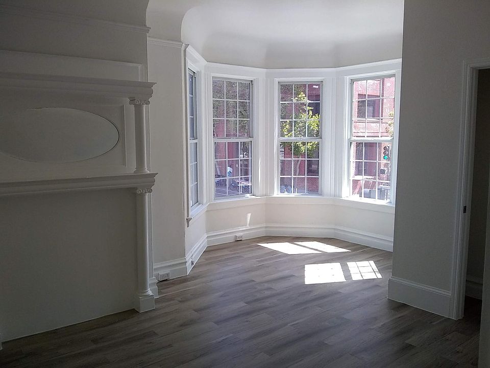 1st image of 1902 Folsom St