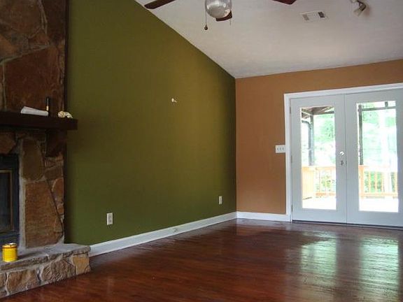 3rd image of 3347 Highland Pine Way