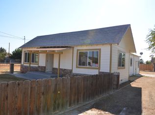 946 Fresno St, Lindsay, CA 93247