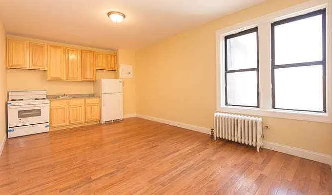 Rented by Uptown Flats LLC | media 2