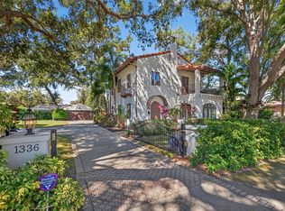 1336 Indian Rocks Rd, Belleair, FL 33756