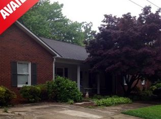 300B Forest Ln, Belmont, NC 28012