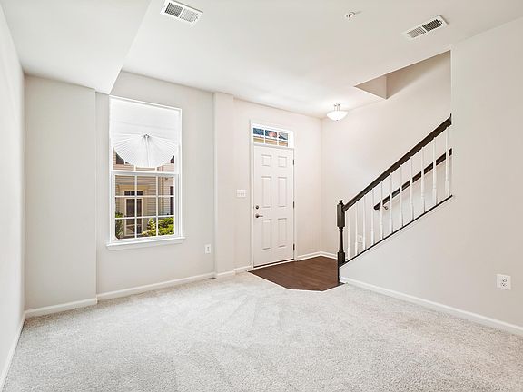 5th image of 10505 Rawlins Ln