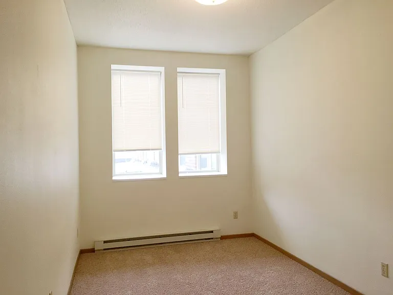6 North Main Street - Downtown apartments on second floor above commercial spaces. — Photo 19