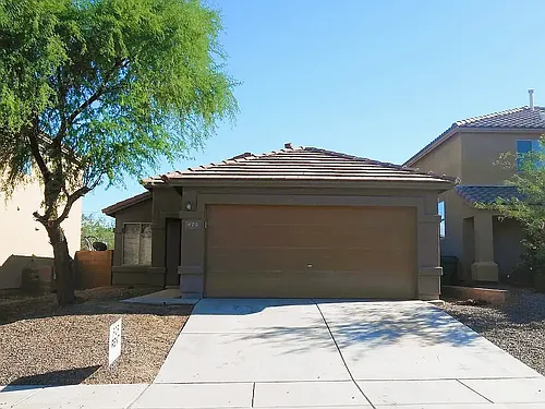 675 W Firehawk Dr Photo 1