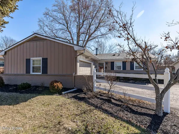 4304 Lynnbrook Dr, Louisville, KY 40220