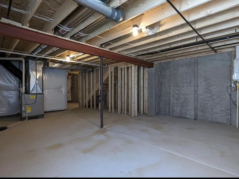 139 Grant Blvd #1