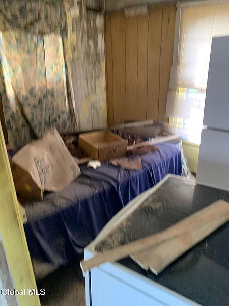 4th image of 134 John Street