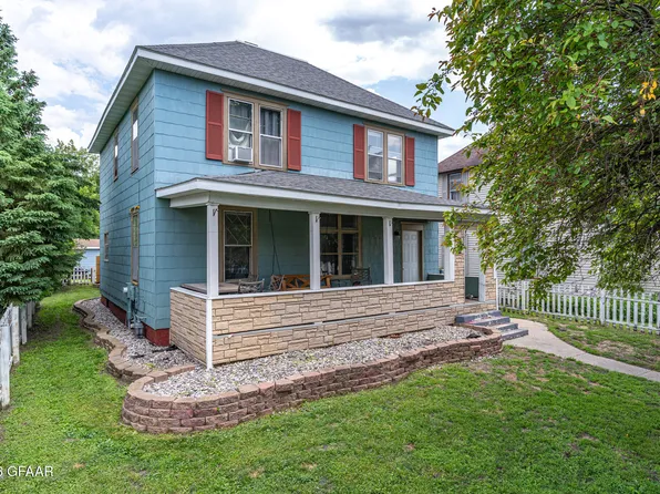 215 Washington Ave, Crookston, MN 56716