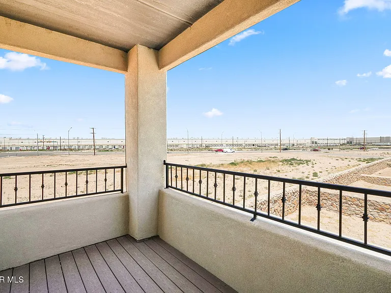 10013 Hueco Junction Rd — Photo 45