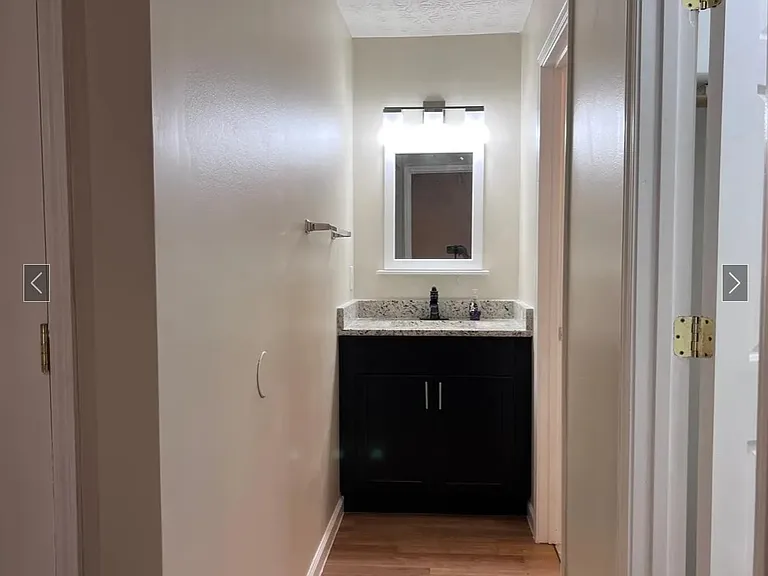 1916 Patterson Cir — Photo 2