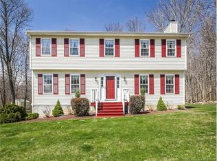 80 Harvest Ridge Rd, Stratford, CT 06614