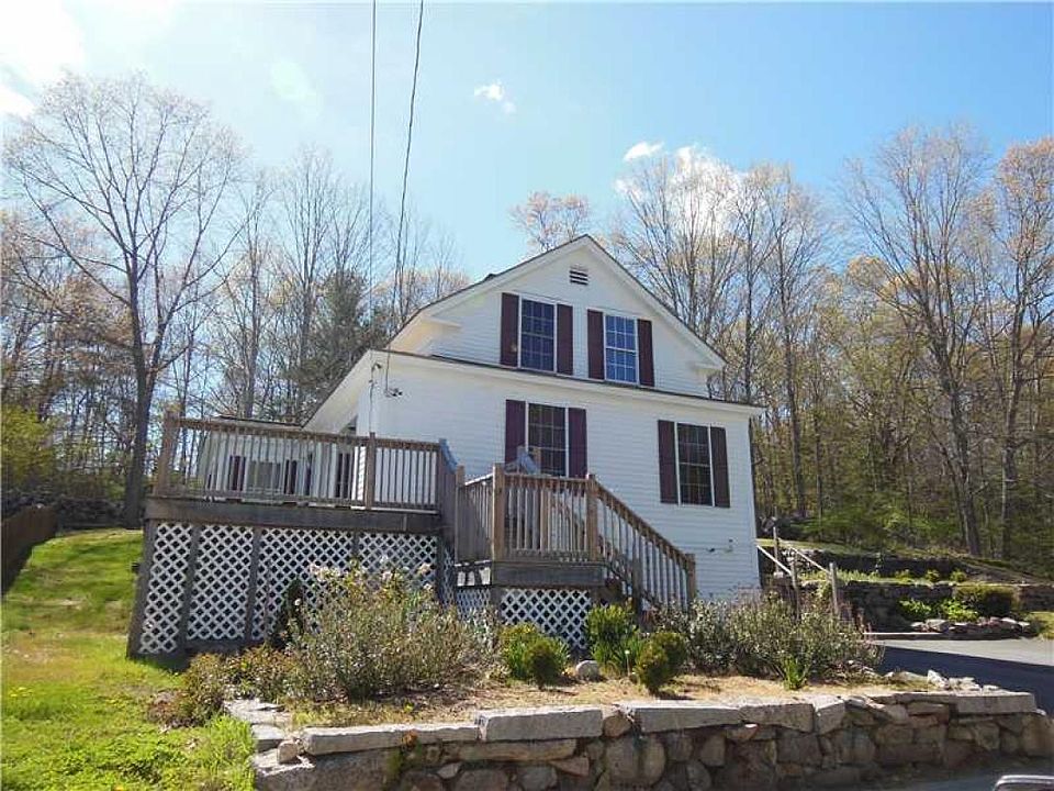 2nd image of 36 Harrington Ave