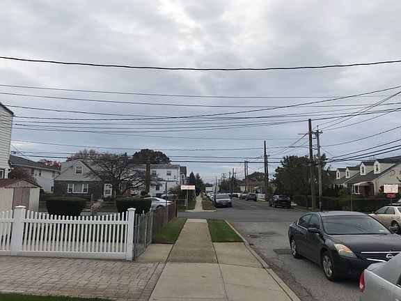 4th image of 63 Clement Ave