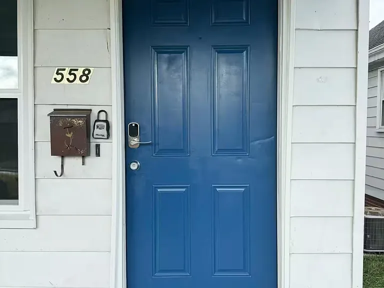 558 E Parkland Ave #558 — Photo 16