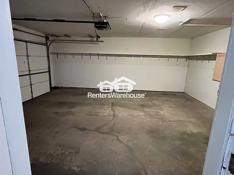 15870 Griffon Path — Photo 4