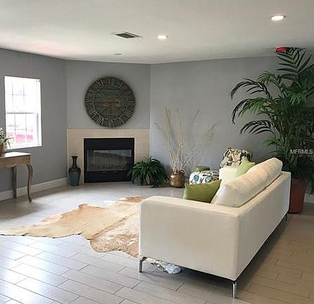 4th image of 1201 Robinson Dr N