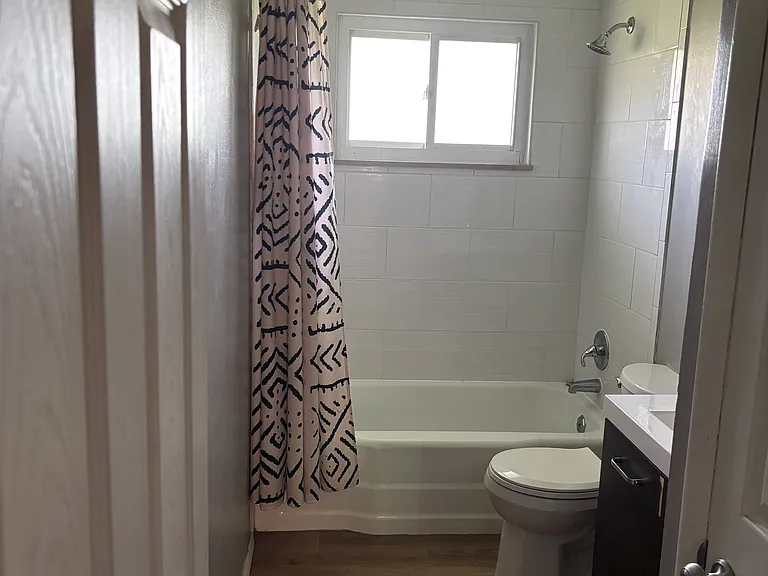 59 S Weyant Ave — Photo 3