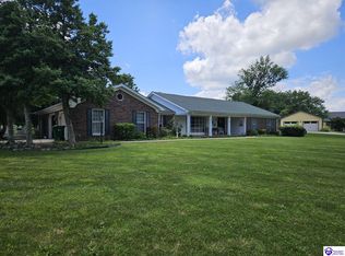 612 Foxfire Rd, Elizabethtown, KY 42701