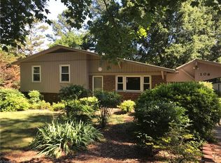 106 Timberwood Dr, Jamestown, NC 27282