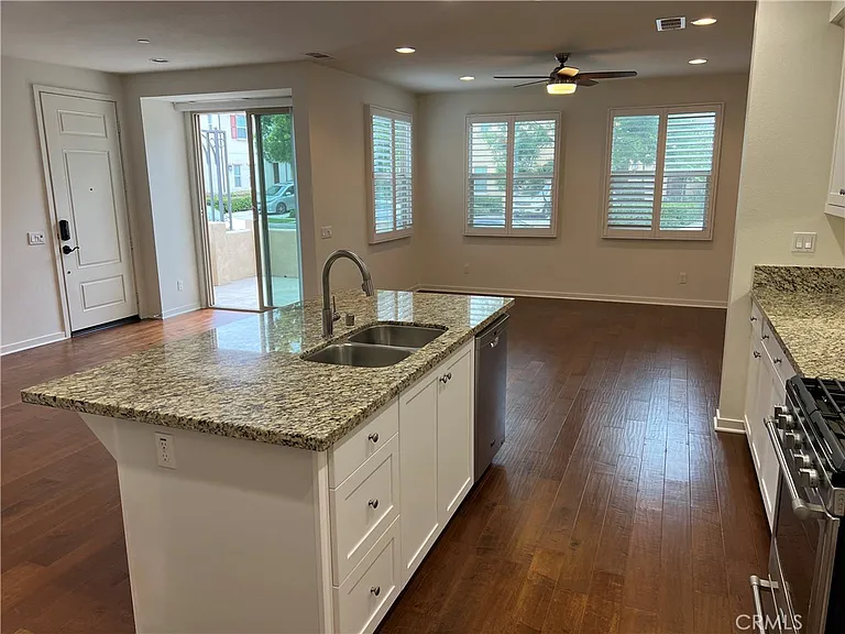 236 Borrego Dr — Photo 8