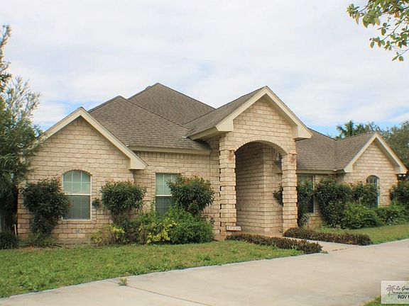 2nd image of 27226 Brittany Ct
