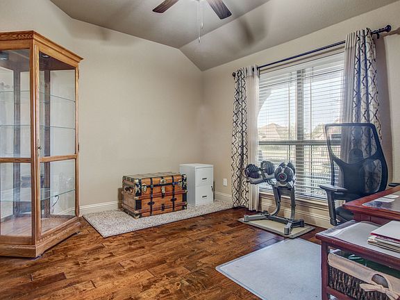 3024-carlton-pkwy-waxahachie-tx-High-Res-5.jpg
