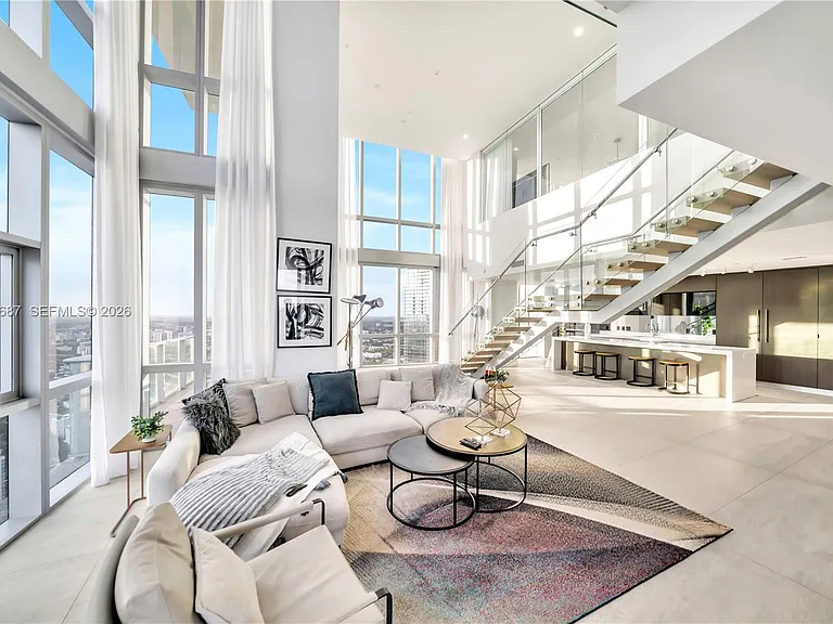 851 NE 1st Ave #Penthouse 4612 — Photo 11