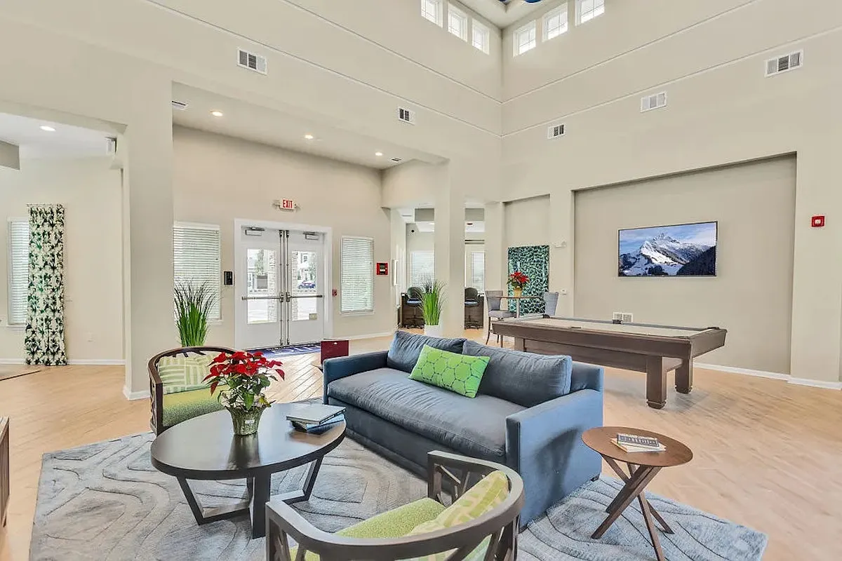 The Palms at Town Center — Photo 1