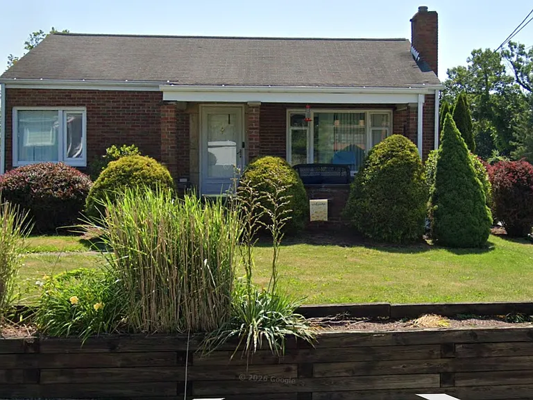 3602 Knape St — Photo 1
